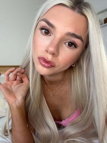 Sabrina masson image