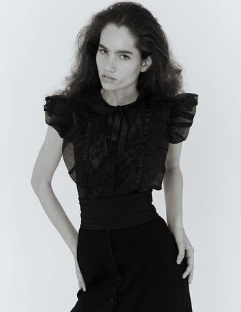 Sabrina moraes image