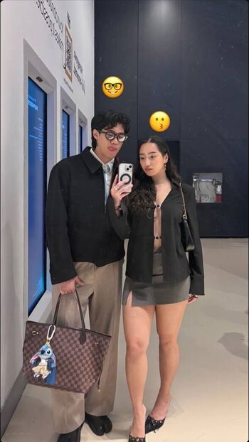 Sabrina pezeshkian image