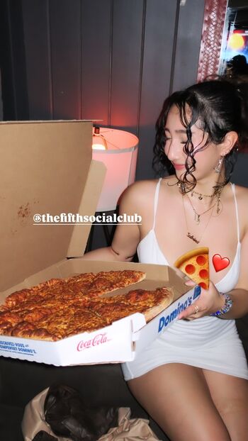 Sabrina pezeshkian image