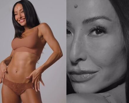 Sabrina sato image