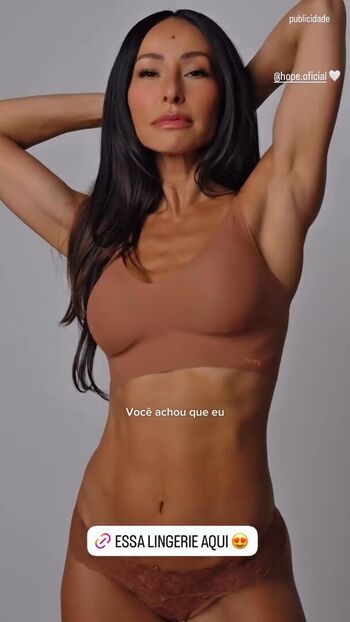 Sabrina sato image
