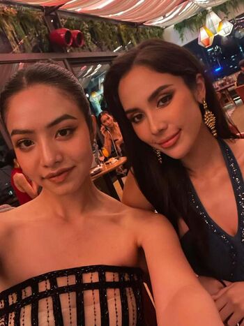 Saffron maya snook page 3 image