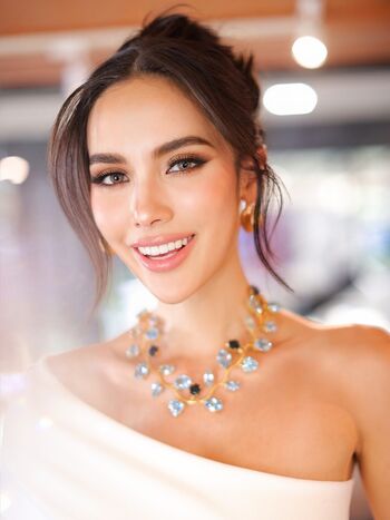 Saffron maya snook image