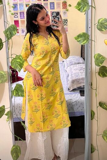 Sakshi pandey page 3 image