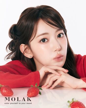Sakura miyawaki page 3 image