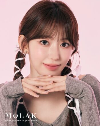 Sakura Miyawaki 宮脇 咲良