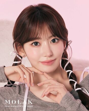 Sakura miyawaki page 3 image