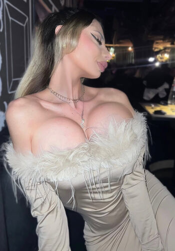 Salvina grasso image