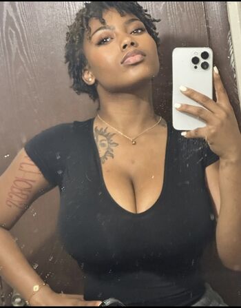 Samantha Marie