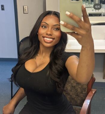 Samantha marie image