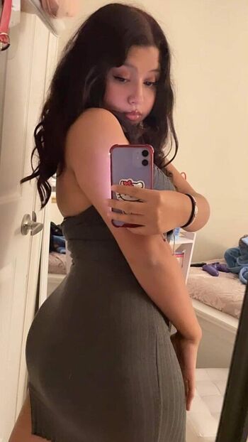 Samantha martinez image