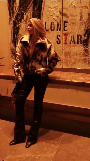 Samantha riehl page 3 image