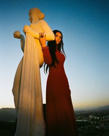 Samantha robinson image