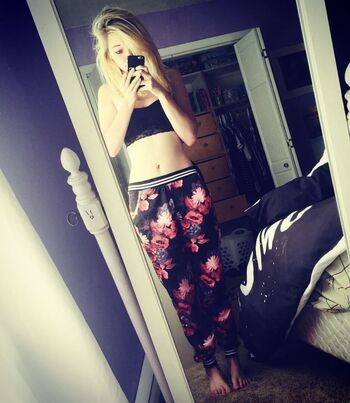 Samantha smith image
