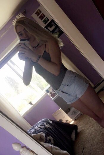 Samantha smith image