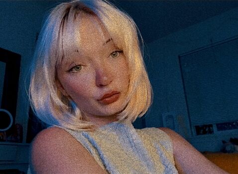 Samantha smith image