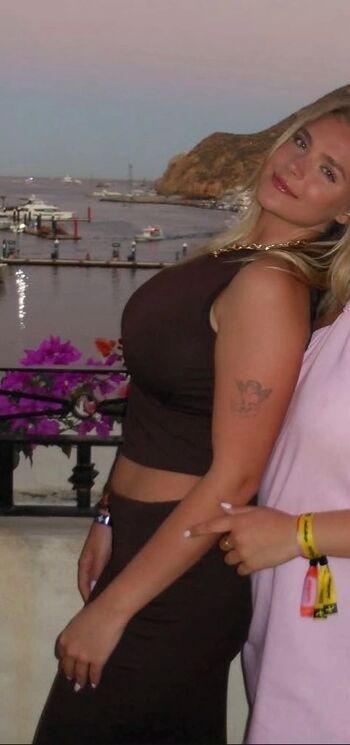 Samantha v page 2 image