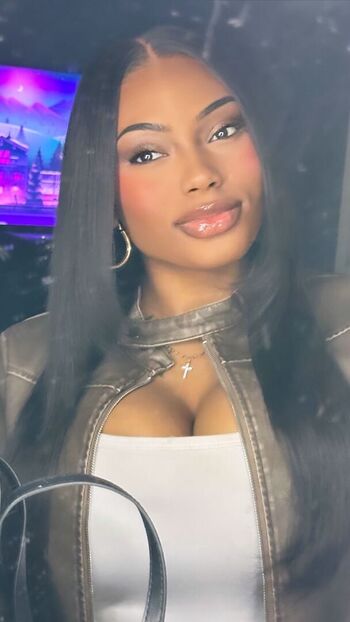 Samanthamarier image