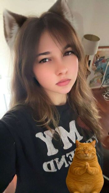 Sara dobrik image
