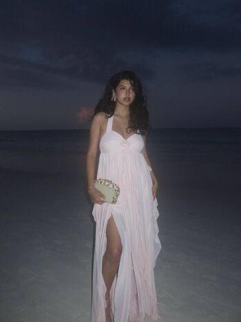 Sara echeagaray image