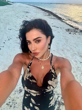Sara hesri image