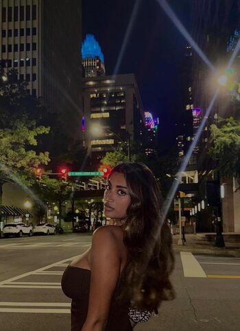 Sara k image