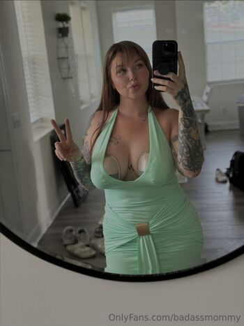 Sara riley 1 image