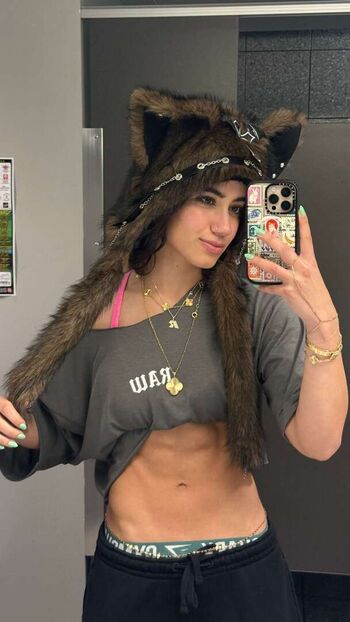 Sara saffari page 4 image