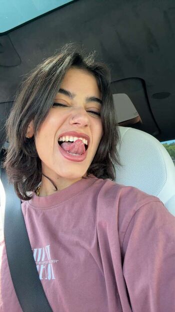 Sara saffari page 3 image