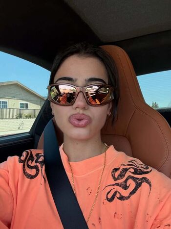 Sara saffari image