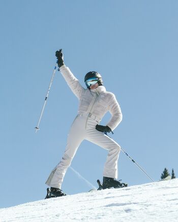 Sara sampaio page 3 image