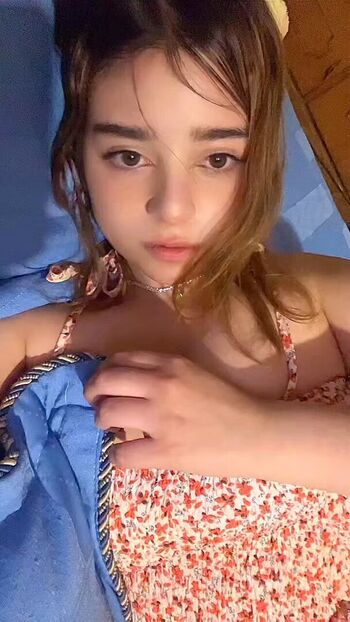 Sara sophi image
