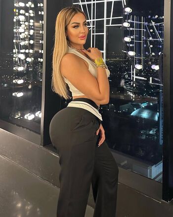 Saracuty saritouta image