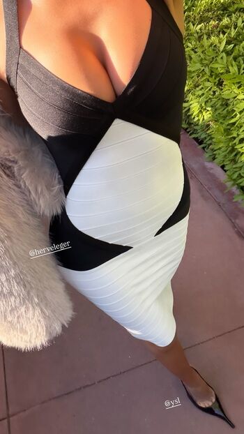 Sarah jane nader image