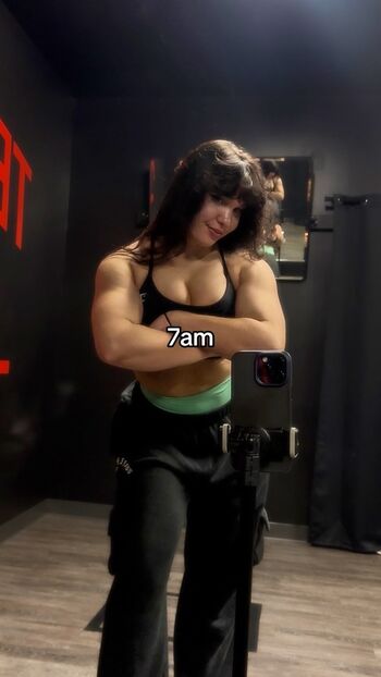 Sarah kozak image