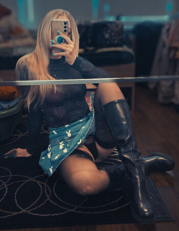 Sarah milkowski 1 image