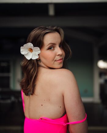 Sarah senecal image
