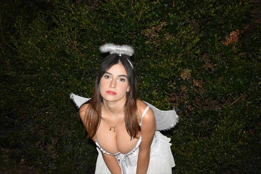 Saraxoxo page 2 image