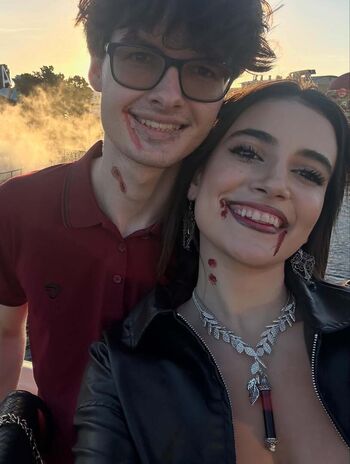 Saraxoxo page 2 image