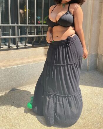 Sarina bree image