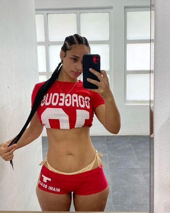 Sarina bree image