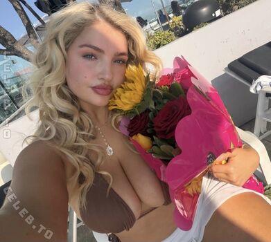 Sarina nowak image