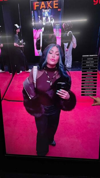 Sasha banks page 4 image