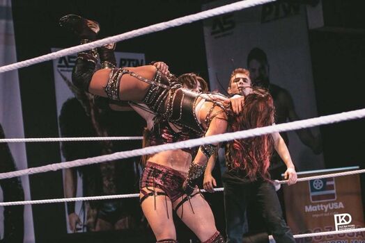 Sasha banks page 3 image