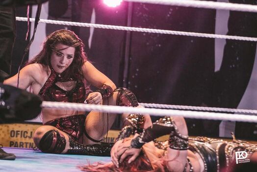 Sasha banks page 3 image