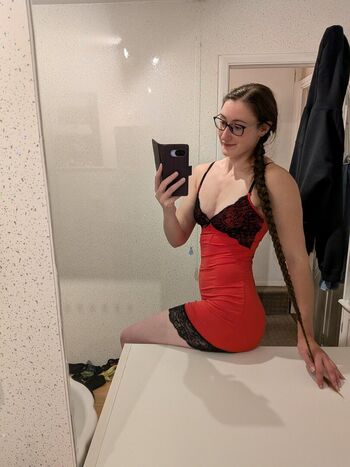 Sasha thorne image
