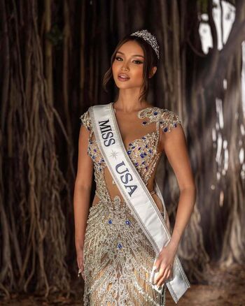 Savannah gankiewicz page 2 image