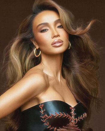 Savannah gankiewicz page 2 image