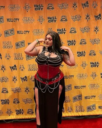 Savannah torres image